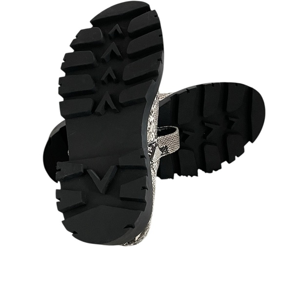 NWOB Steve Madden Kamlee Lug Sole Mary Jane In Snakeskin Print Size 7 - Picture 5 of 5